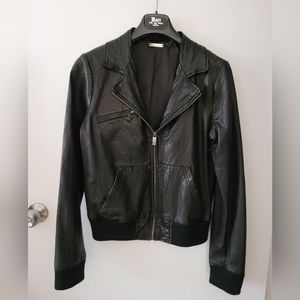 Line black lamb leather jacket. M. Pristine.